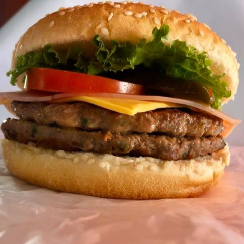 Hamburguesa Pequeña Jamón Queso Doble Torta