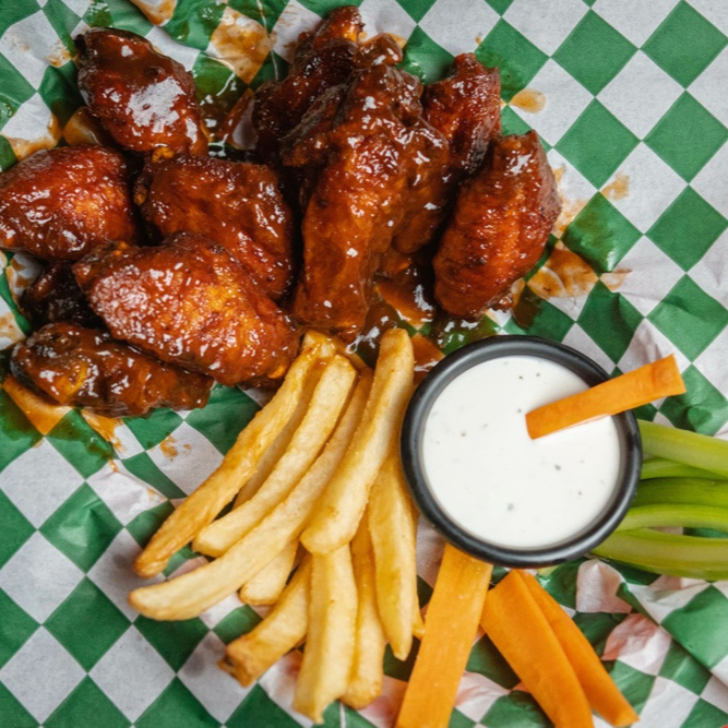 ALITAS 350 + PAPAS FRITAS