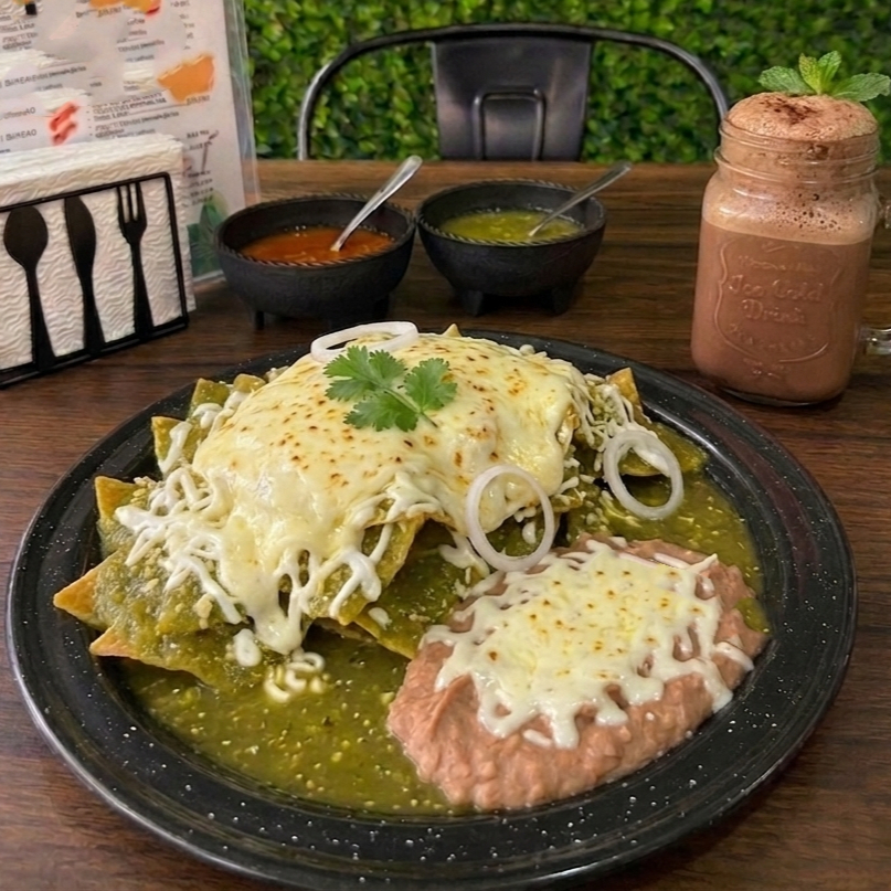 CHILAQUILES VERDES