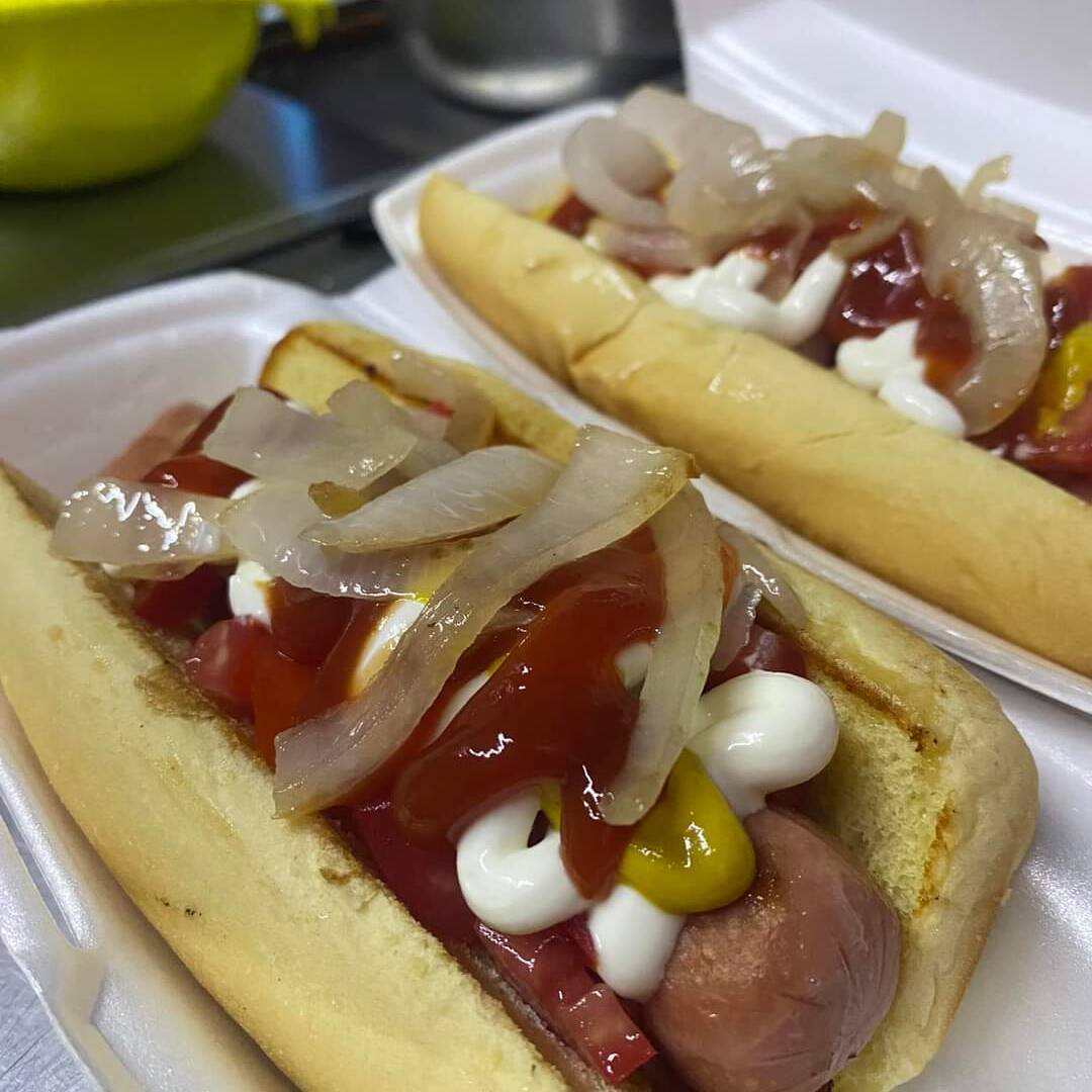 4 Hotdog Especiales