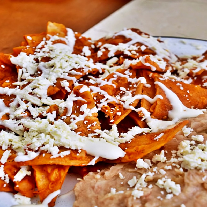 chilaquiles normales con queso fresco