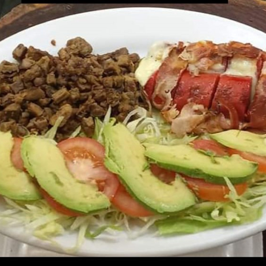 Salchicha Asada Especial