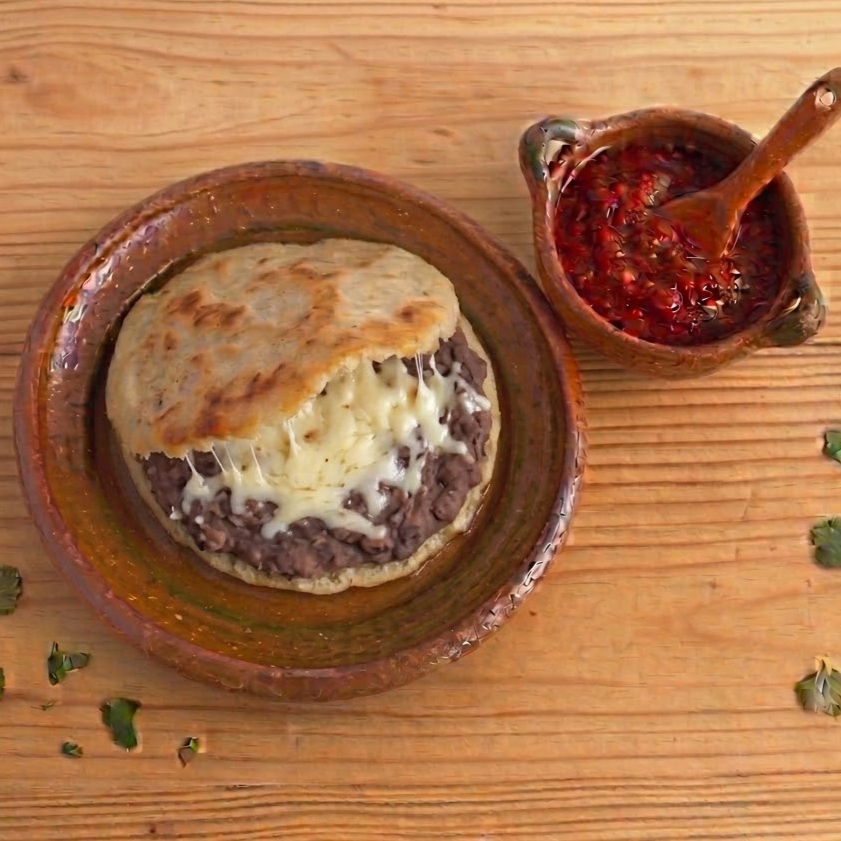 Gordita de Frijoles con Queso 1 pza