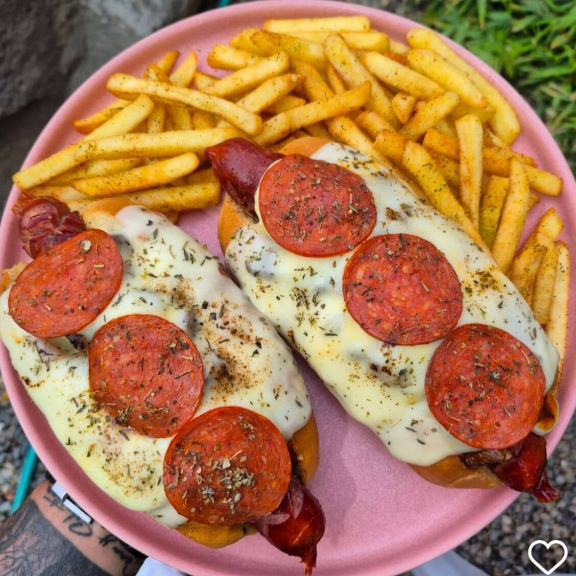 DOGO PIZZA