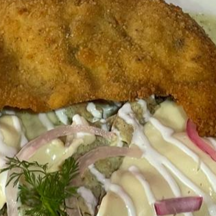Enchiladas con Filete de Pollo Empanizado