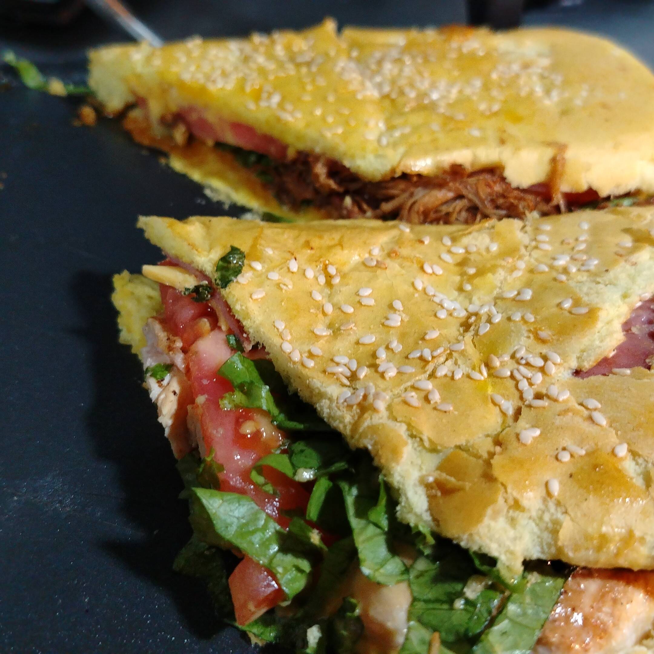 Lapiz de Carne Desmechada o Pollo + Refresco Perso