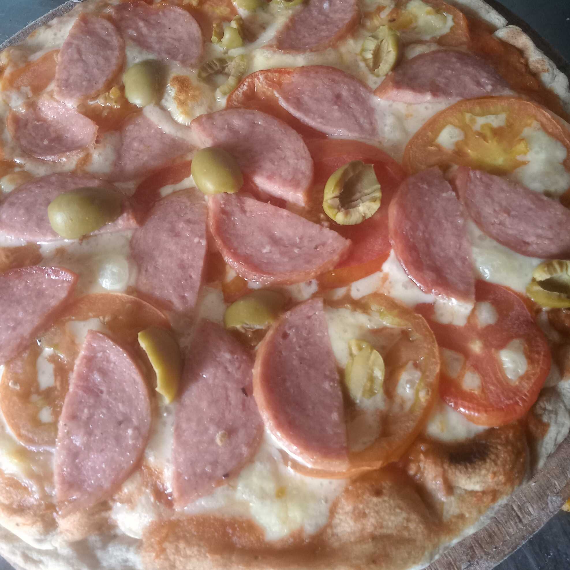 Pizza Carnes Frías de 30 cm