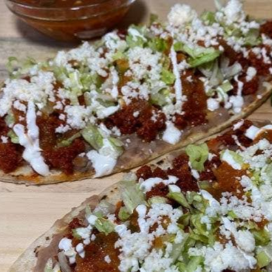 Huarache de chorizo