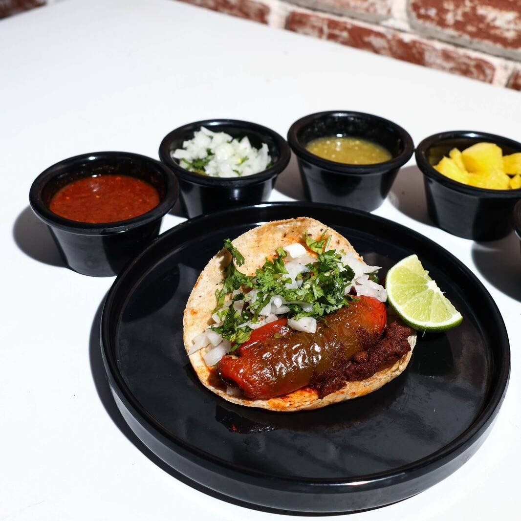 TACO CHILE RELLENO