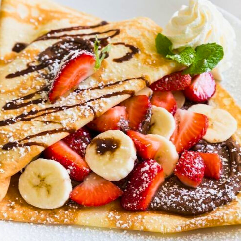 Crepa de NUTELLA, Philadelphia ,Platano,Fresa.