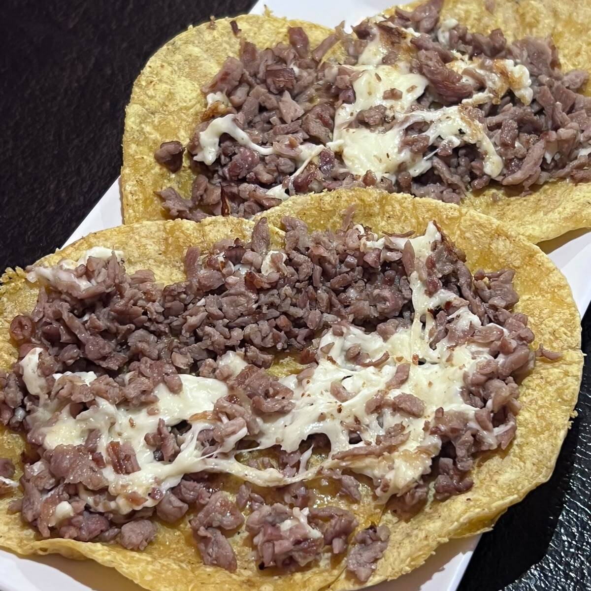 Bistec con Queso
