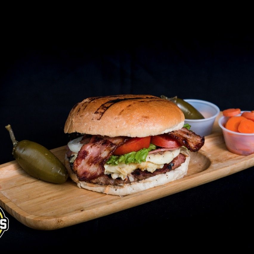 Burguer con Tocino