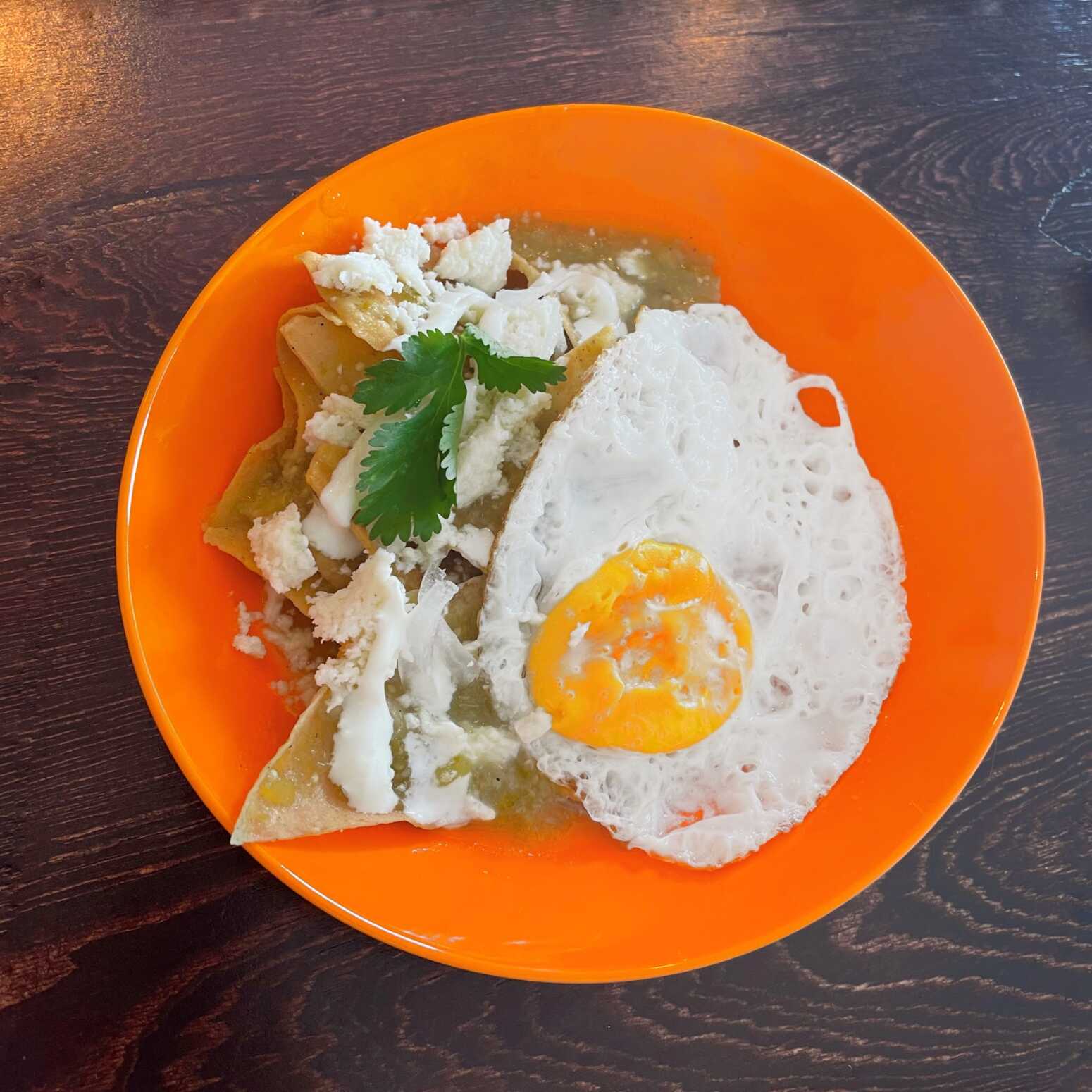 Chilaquiles Verdes con Huevo