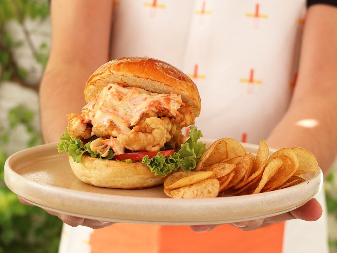 POLLO BÚFALO BUN