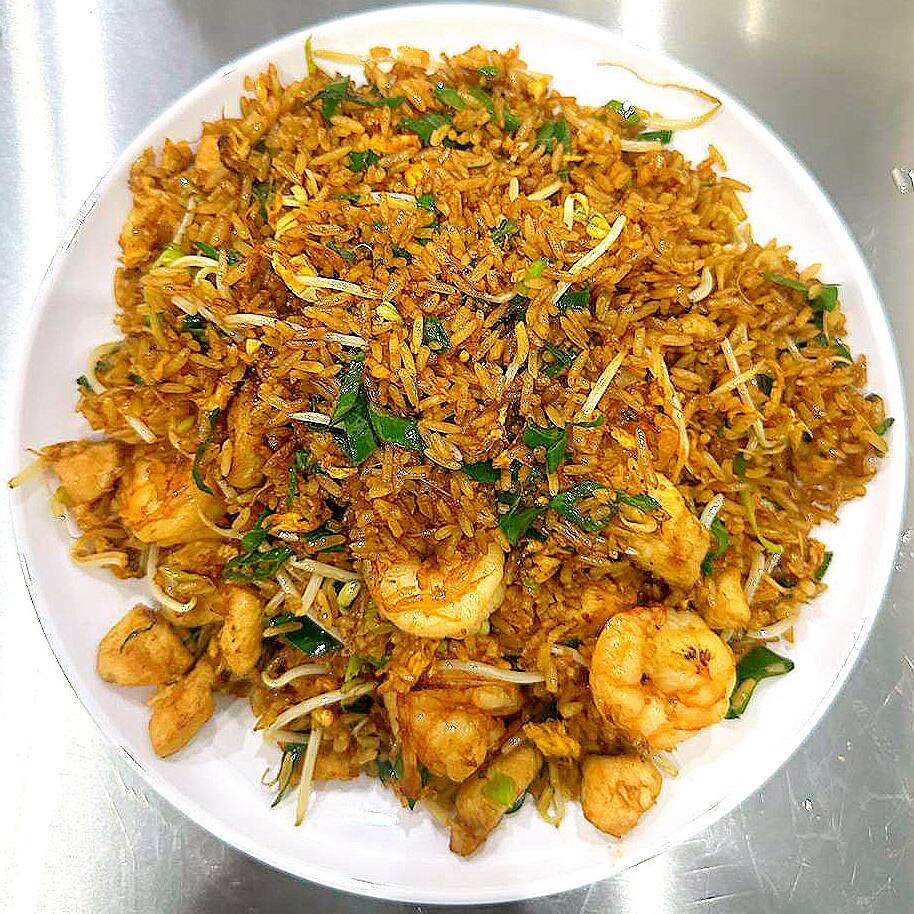 A7-Arroz con Pollo y Camaron Medio