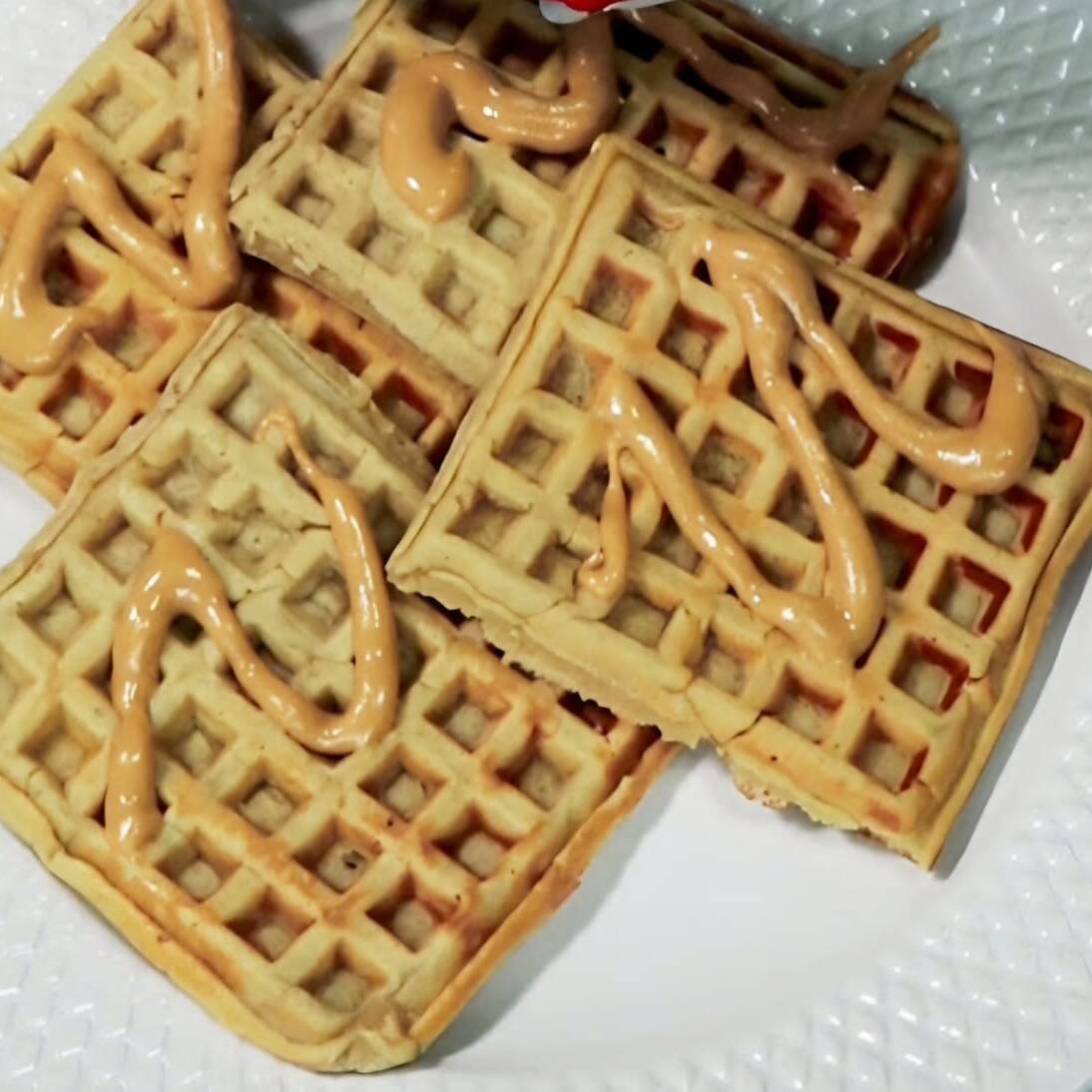 Waffles (3piezas) con crema de mazapán