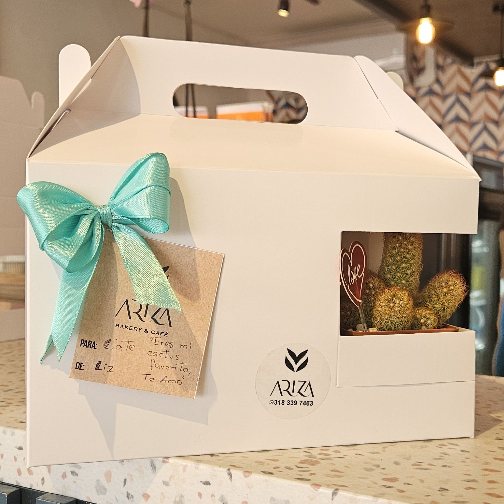 Ariza Box