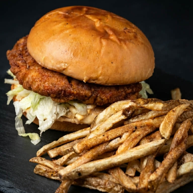 Hamburguesa de Pollo con Papas