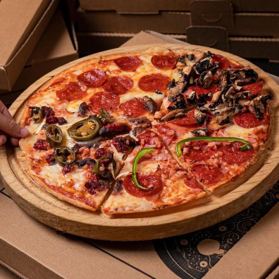 Pizza 4 Clásica