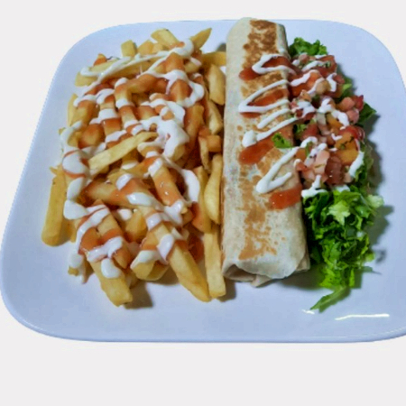 Burrito, Papas Fritas y Ensalada