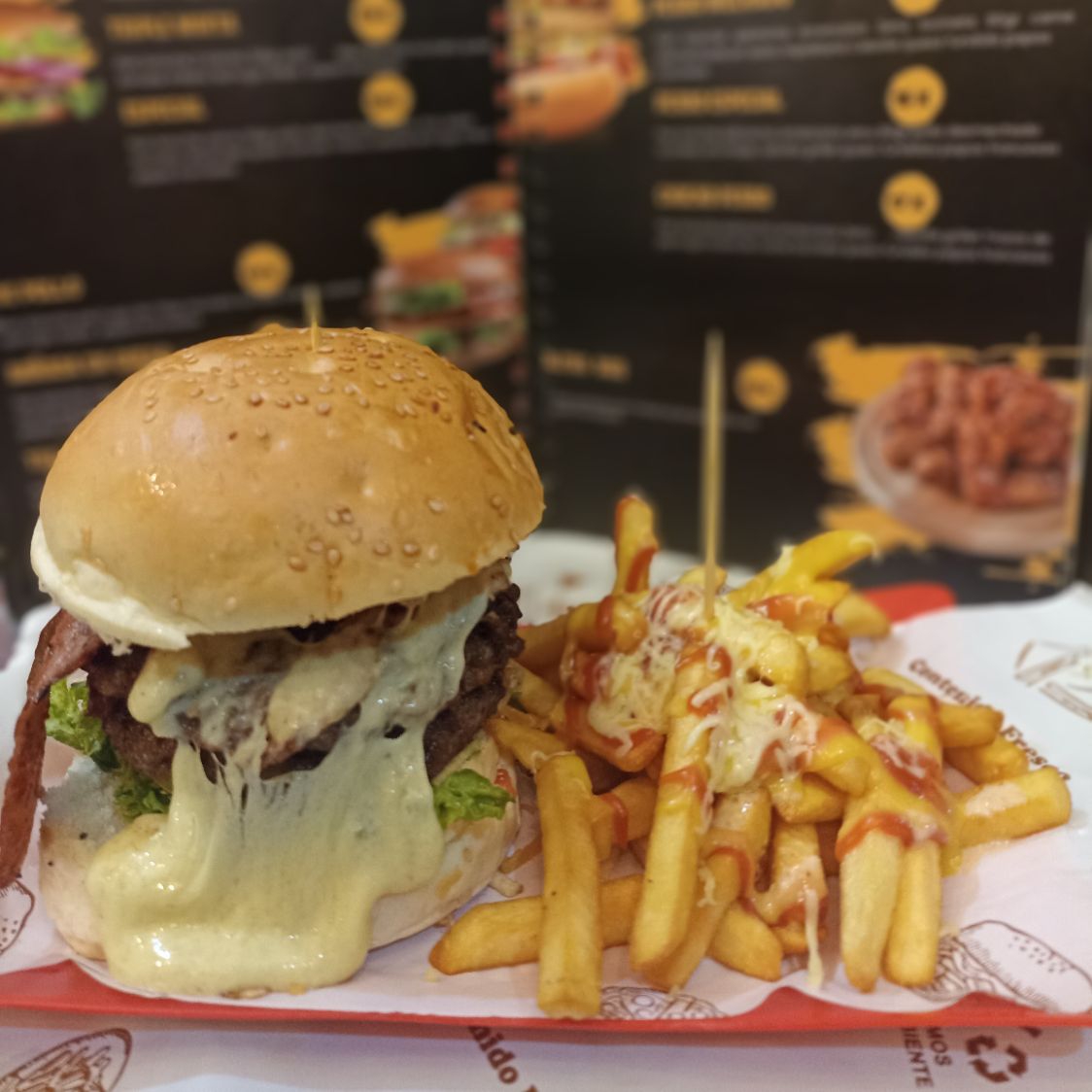 Hamburguesa triple mixta