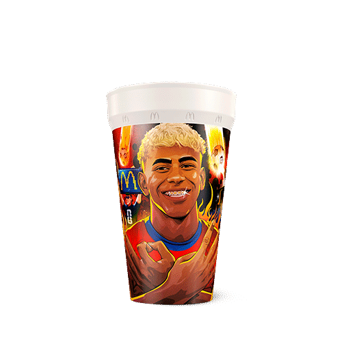 Copo edição exclusiva da Copa do Mundo da Fifa 2026, com ilustração do jogador espanhol, um dos grandes craques do futebol mundial. Imagens Meramente Ilustrativas