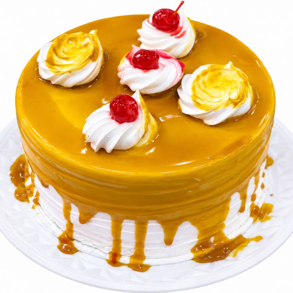 Bolo com 2 camadas de recheio com massa branca artesanal recheado com doce de leite e creme de leite para quebrar um pouco do doce, cobertura de chantilly. de recheio com massa branca artesanal recheado com doce de leite e creme de leite para quebrar um pouco do doce, cobertura de marshmallow com calda de caramelo.