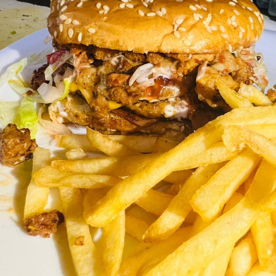 Hamburguesa a Elegir + Agua 1 Lt