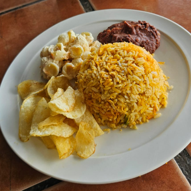 Arroz con Pollo