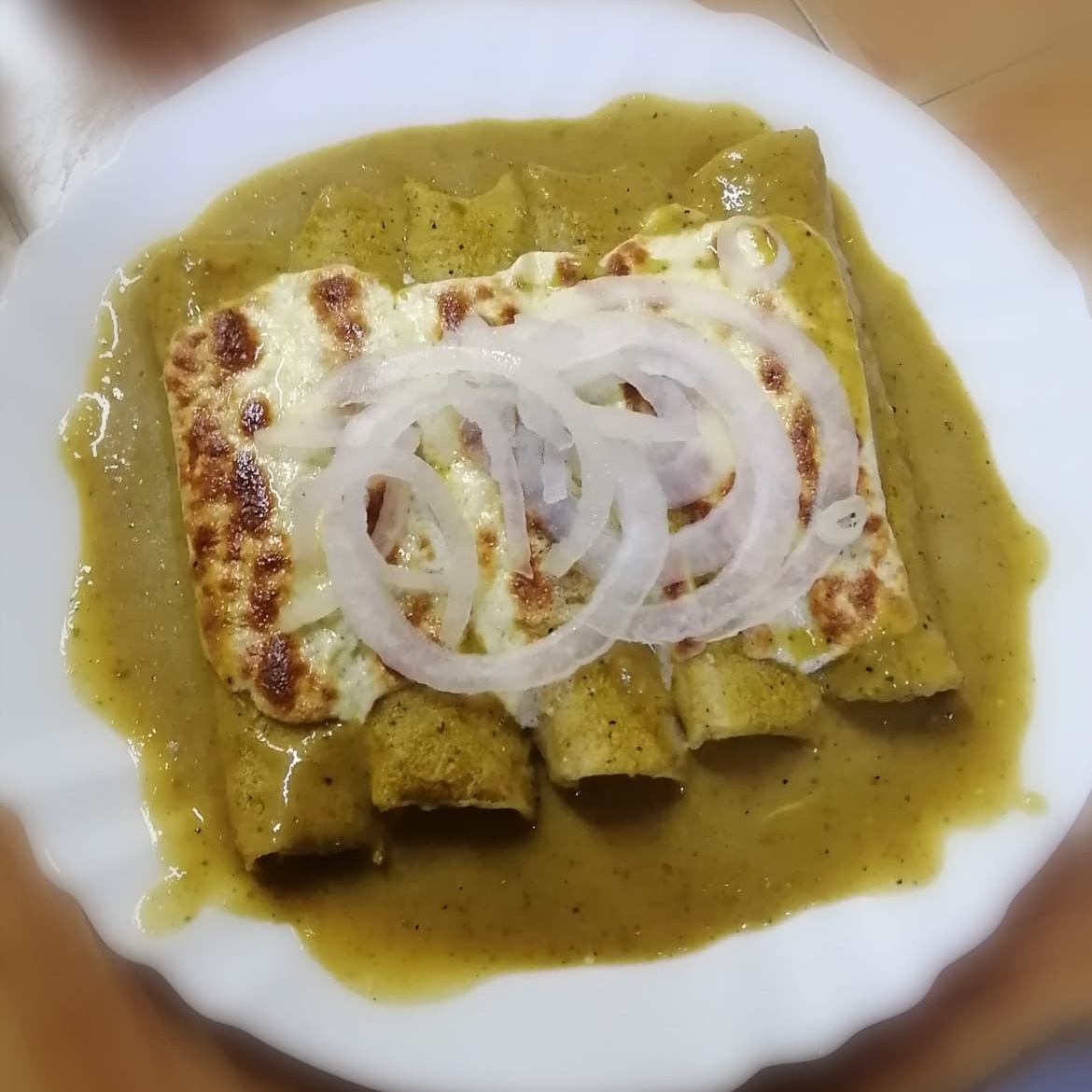 Enchiladas Suiza