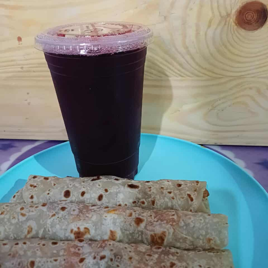 3 Tacos + Agua