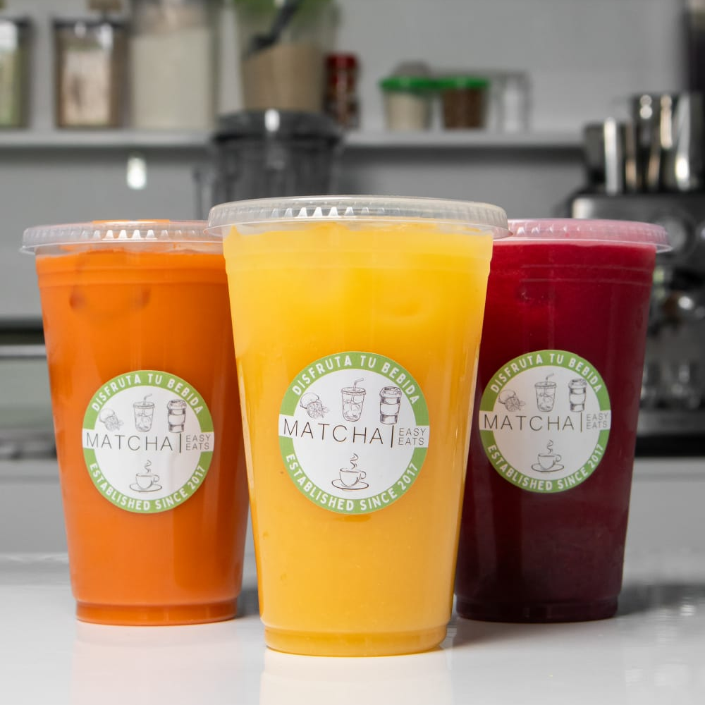 Jugo de Naranja y/o Zanahoria