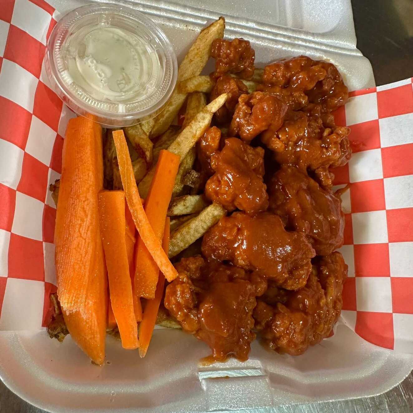 Boneless con Papas