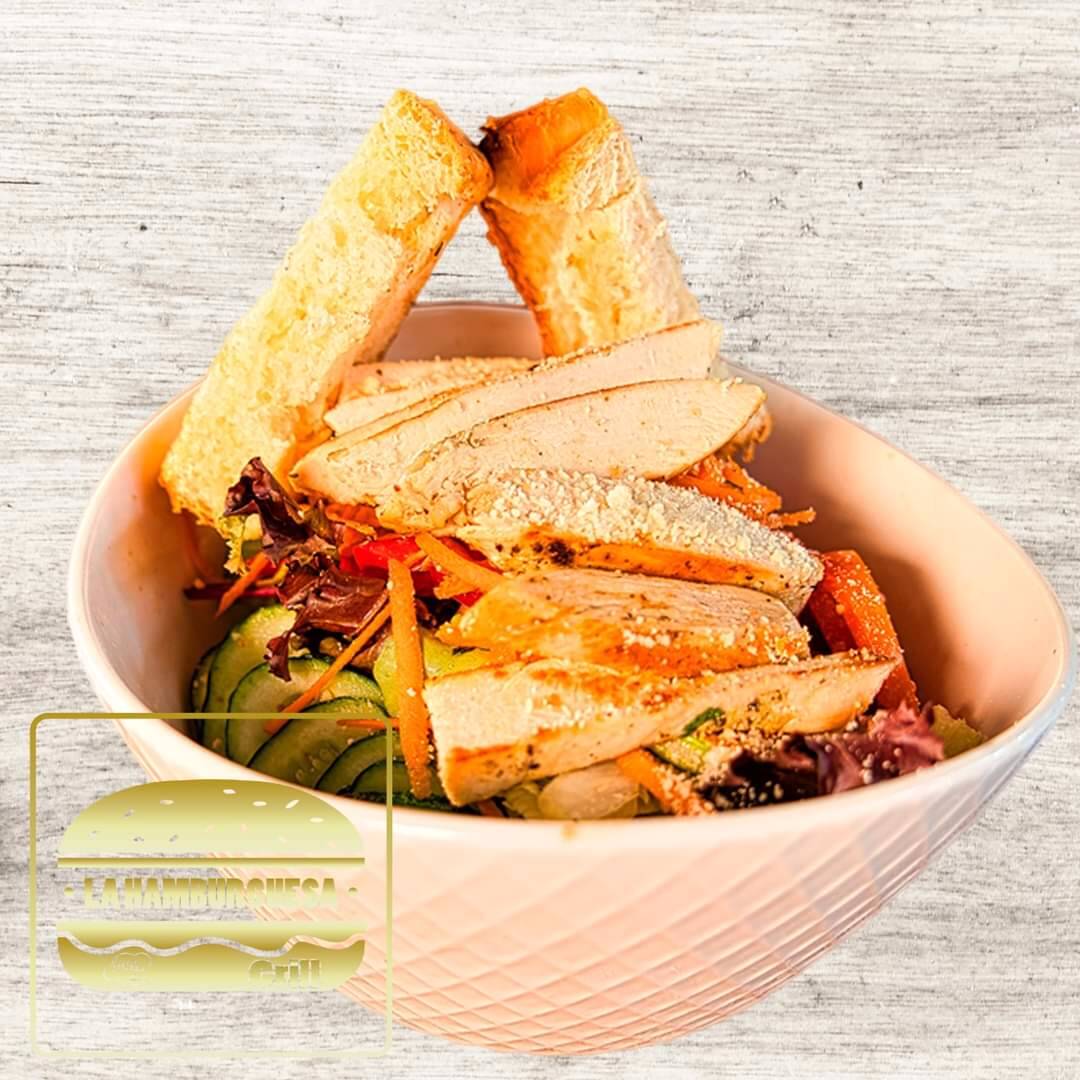 Ensalada con Pollo Asado