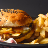 Cheeseburger + Papas a la Francesa