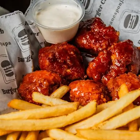 6 Boneless + Papas + Refresco