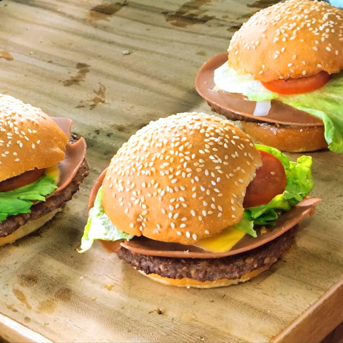 3 Hamburguesas X $149