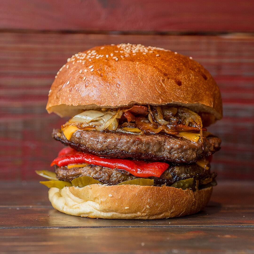 MEGA HAMBURGUESA TABLUA + GASEOSA 250 ML