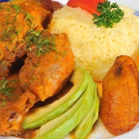 Pollo Guisado