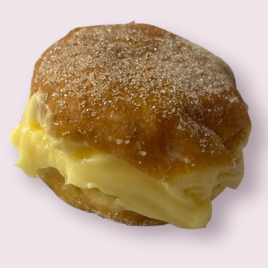 Dona Rellena de Crema de Vainilla