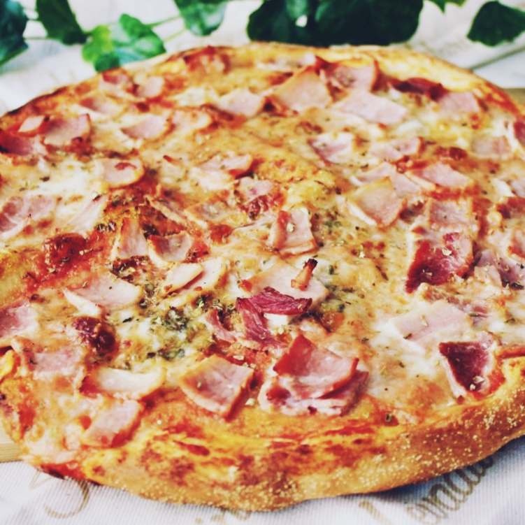 Pizza Clásica Jamón