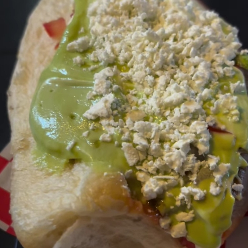 Hot Dog 3 Quesos
