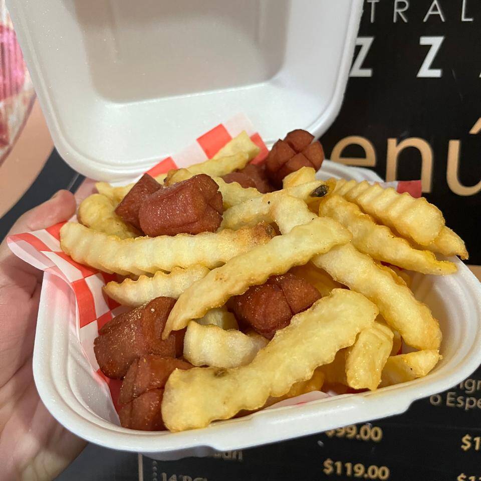 Salchipapas