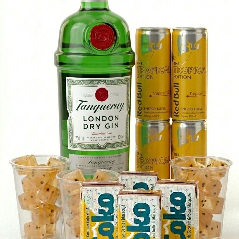 1X GIN TANQUERAY 750ML
4X RED BULL 250ml ( MANDAR A ESCOLHA NO PEDIDO, TEM TRADICIONAL, TROPICAL E MELANCIA)
4X GELO SABOR ( MANDAR A ESCOLHA NO PEDIDO,TEM COCO, MARACUJÁ, MAÇÃ VERDE E MELANCIA)
4X COPOS 700ml