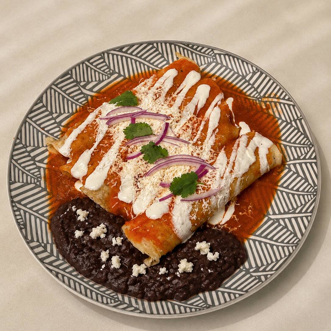 Enchiladas Rojas Con Pollo