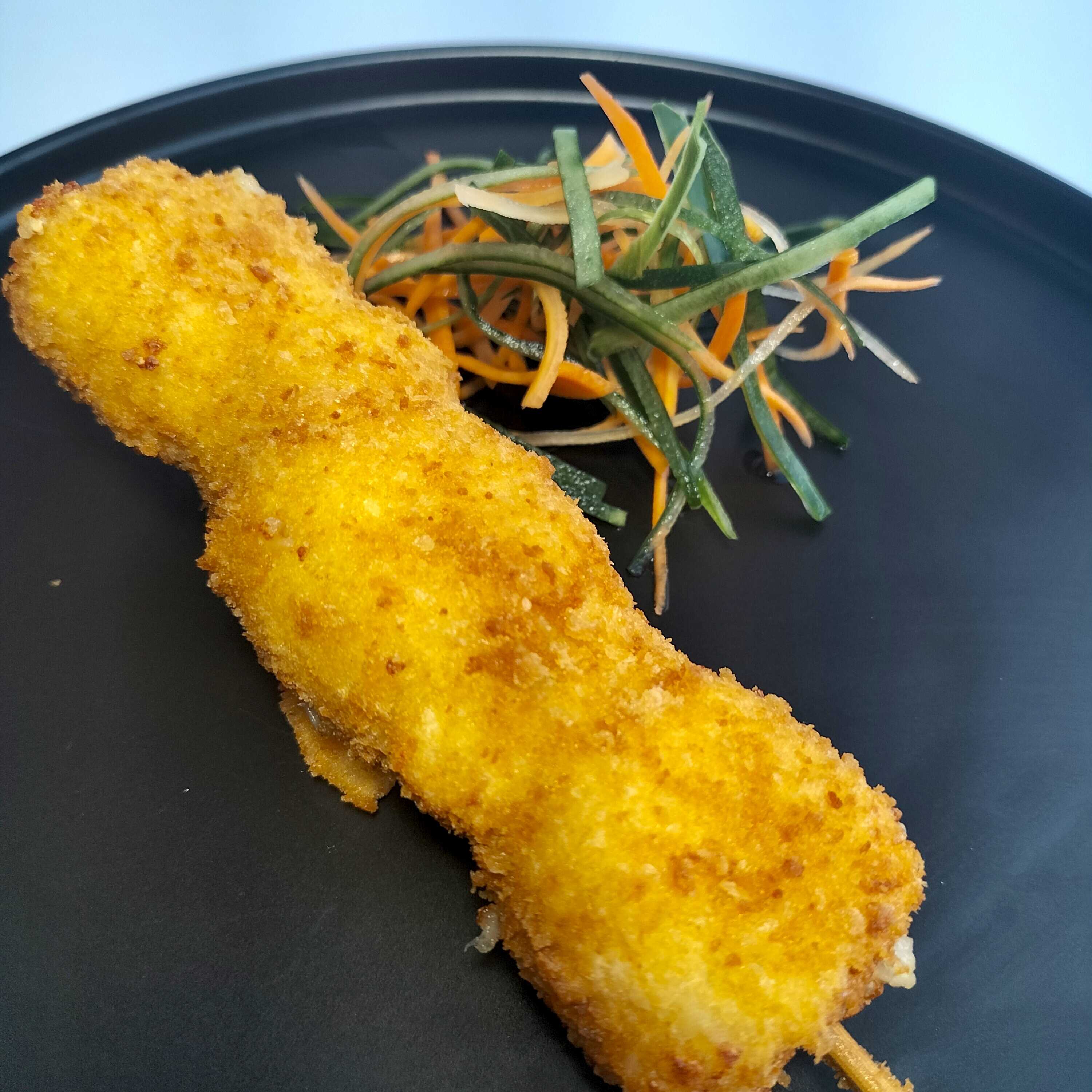 Brochetas Empanizadas de Camarón con Queso