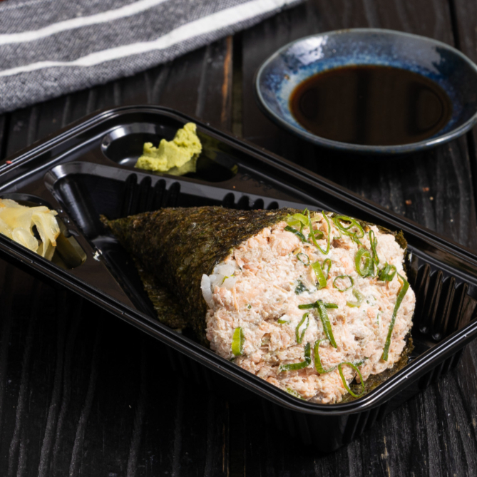 Temaki Salmão Grelhado completo com Cream Cheese e Cebolinha -150 Gramas-