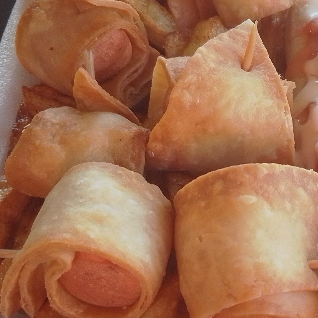 Salchitacos