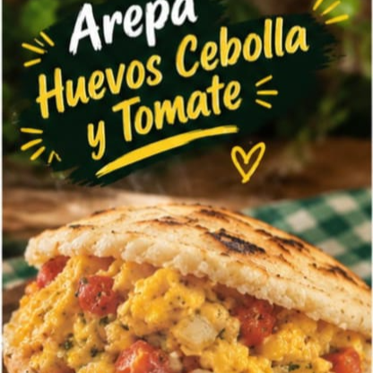 Arepa Rellena Huevos (Cebolla y Tomate)