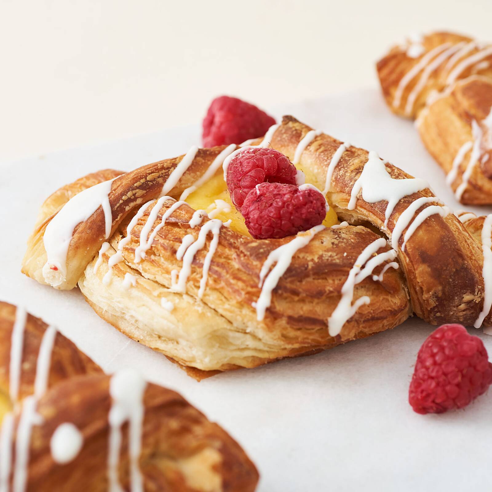 Danish de frutos rojos y crema